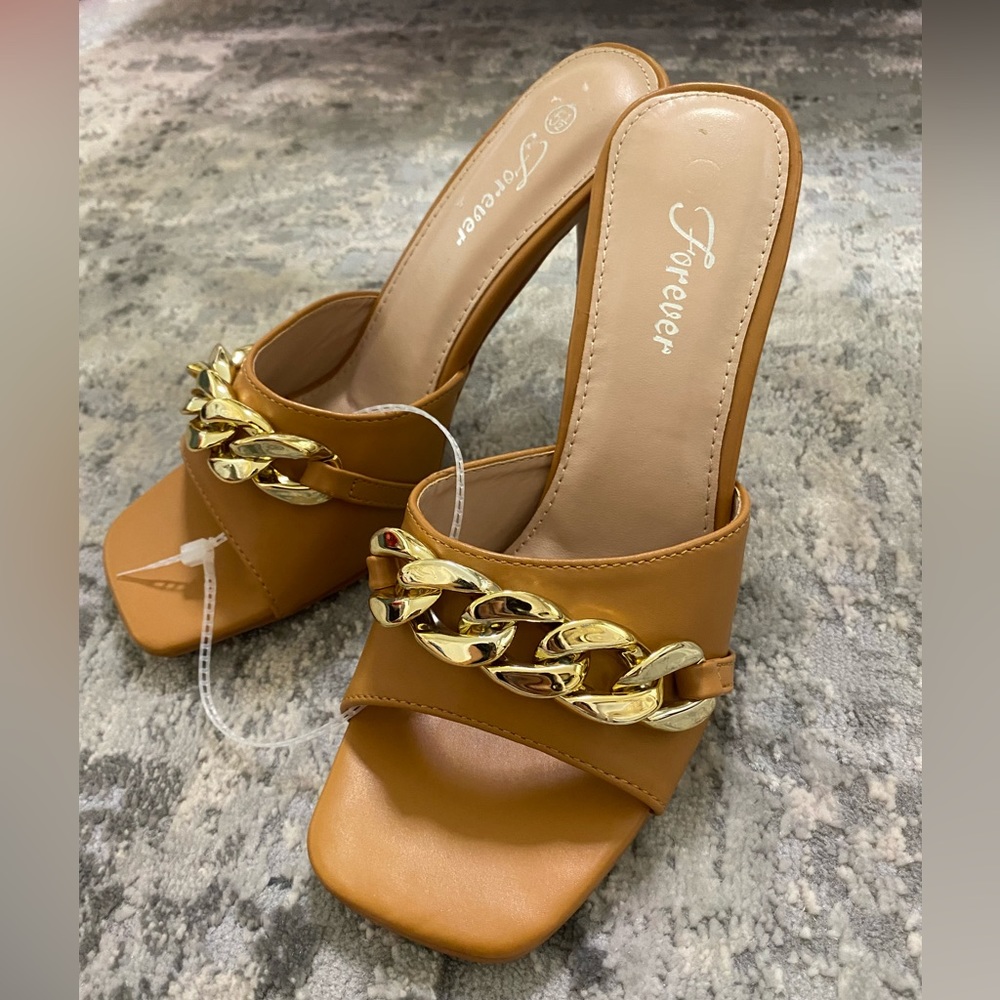 Tan Heels